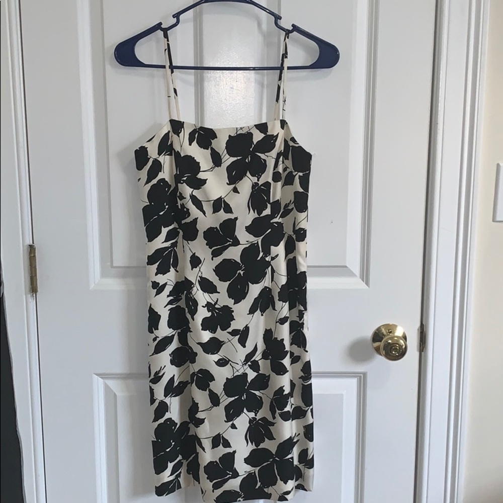 Ann Taylor knee length dress